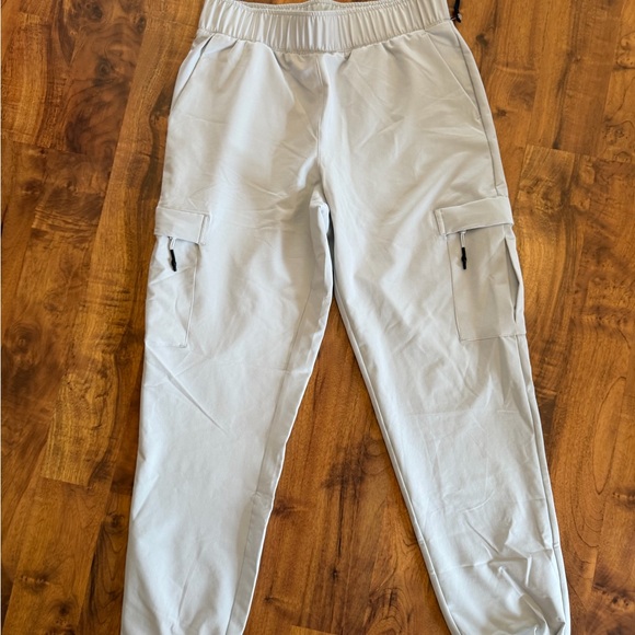 Mondetta Light Gray Jogger Cargo Pants - Picture 3 of 10